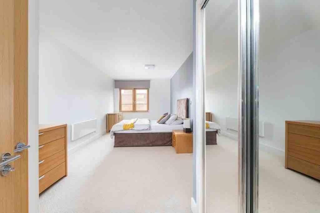 Location Location Location Birmingham City Centre Bagian luar foto